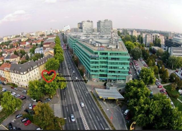 Underground Apartment Bratislava-Nivy מראה חיצוני תמונה